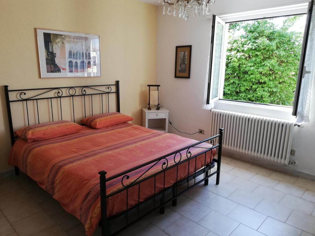 Giardino Apartment Porto Valtravaglia Luaran gambar